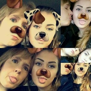 Meet your Posher, Carrie