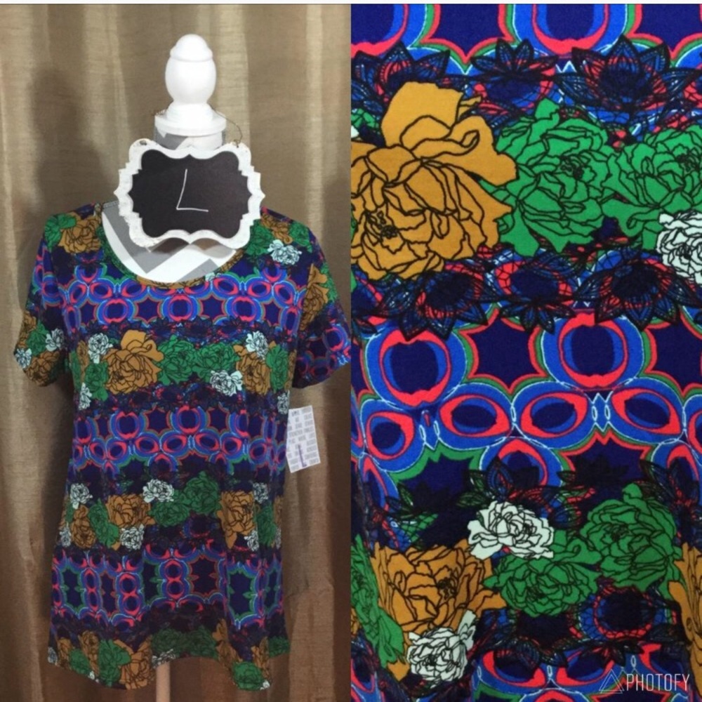 LuLaRoe L Classic T