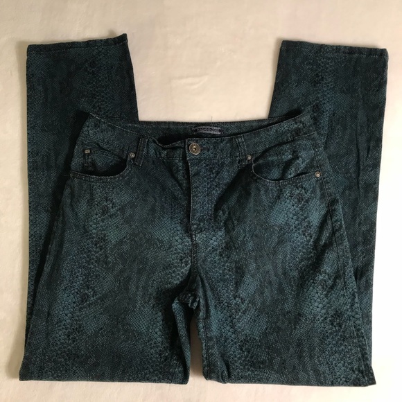 Bandolino Mandie snake print straight leg jeans - Picture 3 of 8