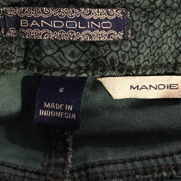 Bandolino Mandie snake print straight leg jeans - Picture 7 of 8