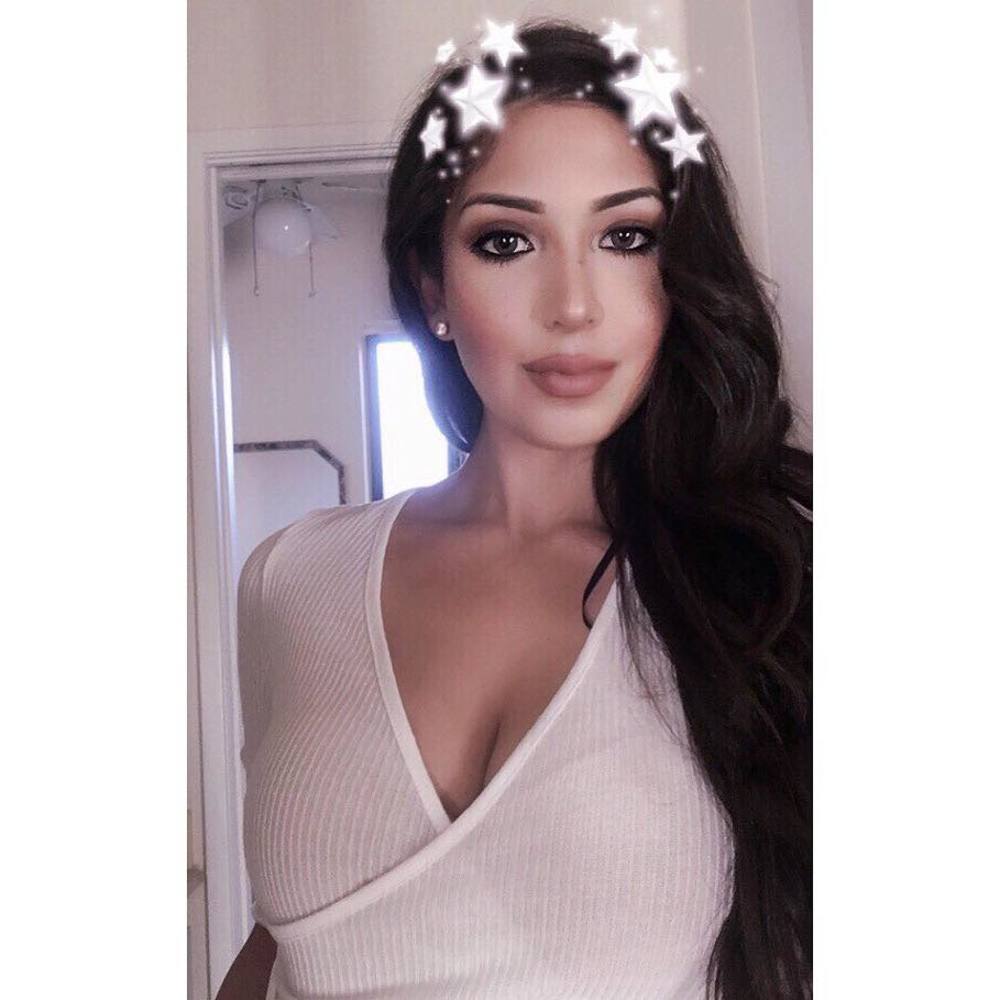 Meet your Posher, Karla