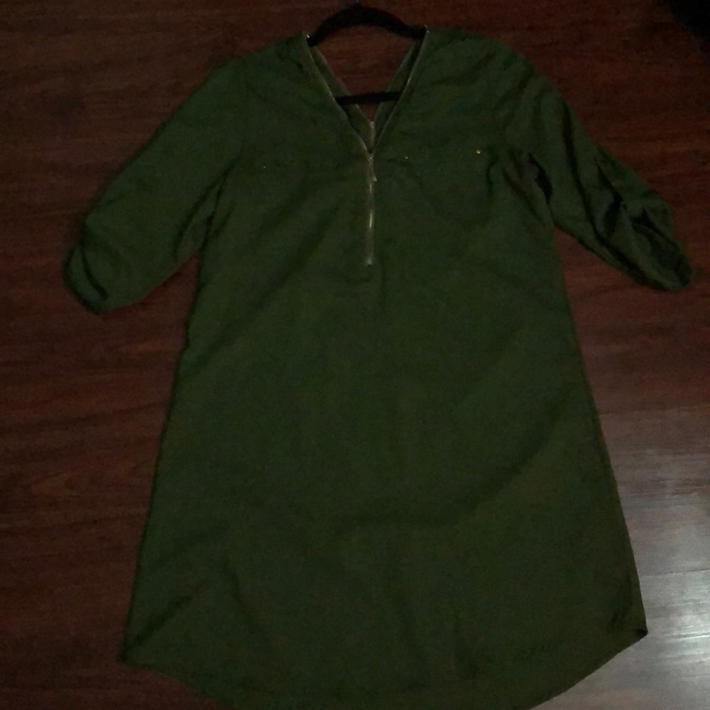 Green shift dress