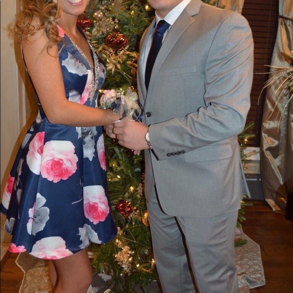 semi formal dress worn once