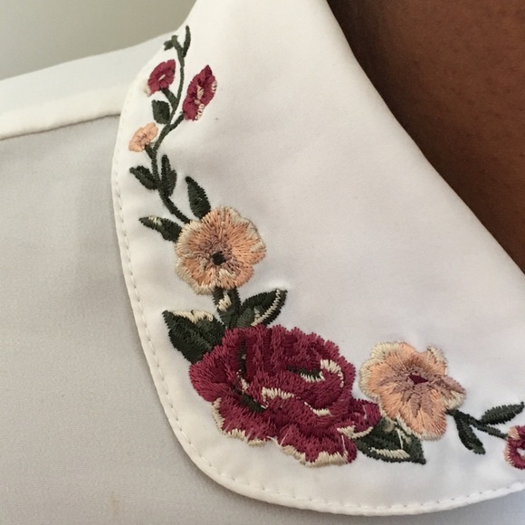 Vintage Chic Classy White Button Down - Picture 2 of 6