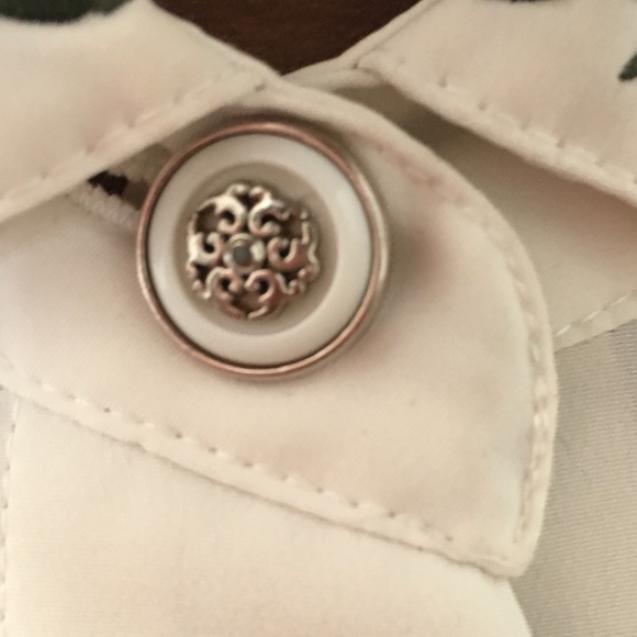 Vintage Chic Classy White Button Down - Picture 3 of 6