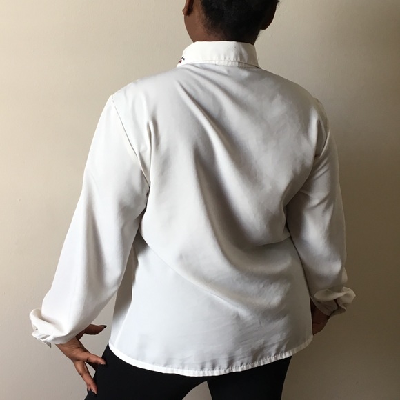 Vintage Chic Classy White Button Down - Picture 4 of 6