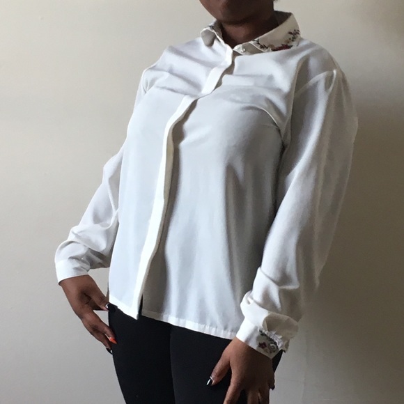 Vintage Chic Classy White Button Down - Picture 5 of 6