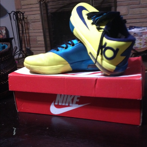 Kevin Durant 6 "Seat Pleasant" - Picture 2 of 6