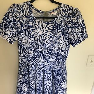 LuLaRoe large Amelia
