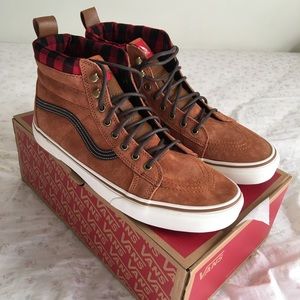 Brand new vans classic suede hightop