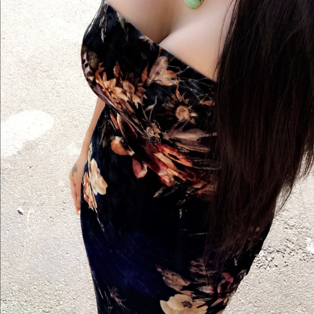 Blue velvet flower tube top dress