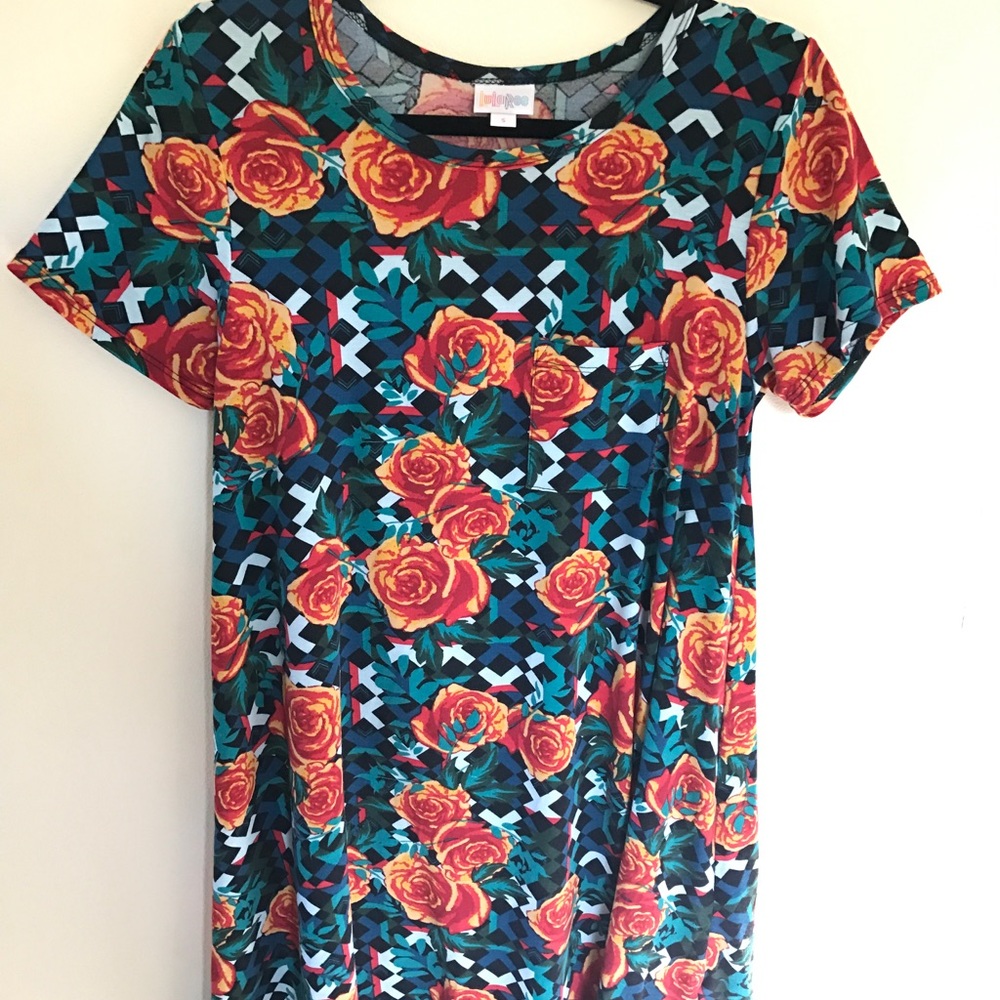 LuLaRoe Carly