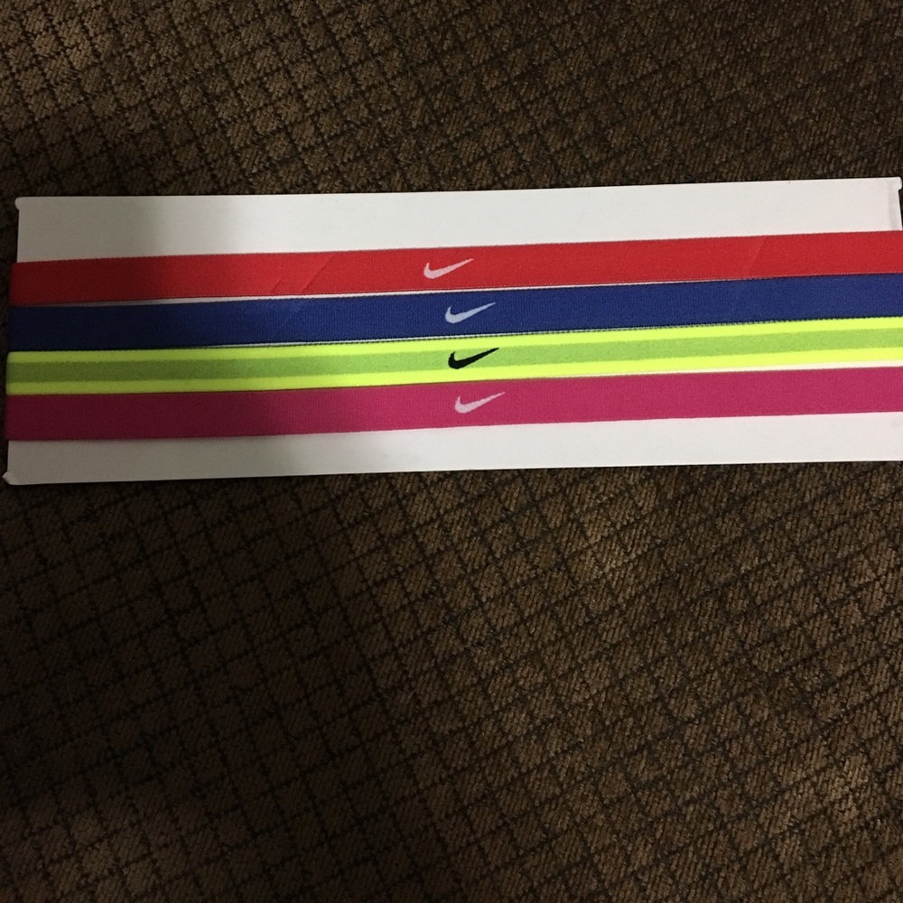 Nike workout headband