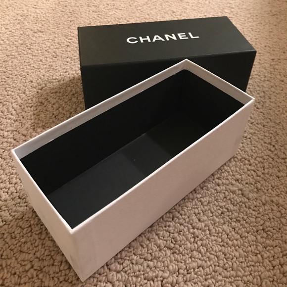 Chanel Box - Picture 4 of 4
