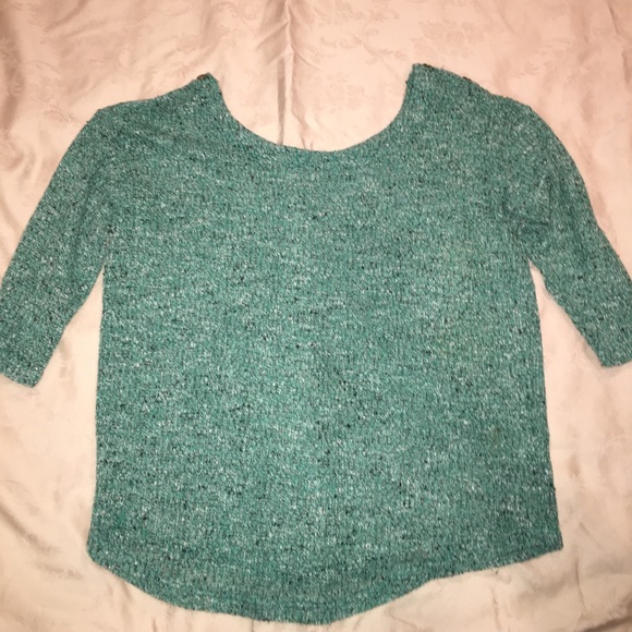 Light blue knit crop top - Picture 3 of 3