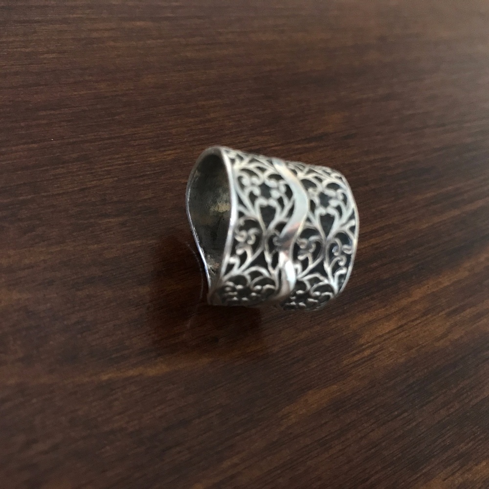 Silpada Silver Filigree Scroll Vine Ring