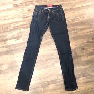 LIKE NEW. Lucky brand Charlie skinny jeans