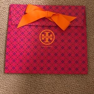 Tory Burch bow gift bag