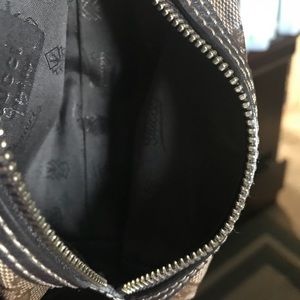 Gucci cosmetic pouch