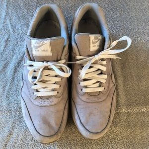 Nike MENS Air Max size 11
