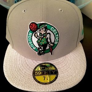 Men’s NEW ERA 🏀 🍀Boston Celtics🍀 fitted Cap