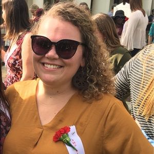 Meet your Posher, Anna