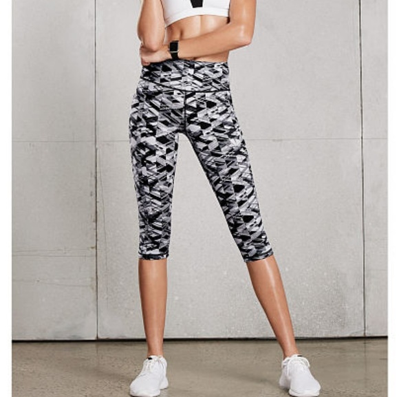 VS SPORT × athletic capri leggings - Picture 3 of 3
