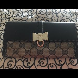 Gucci check wallet