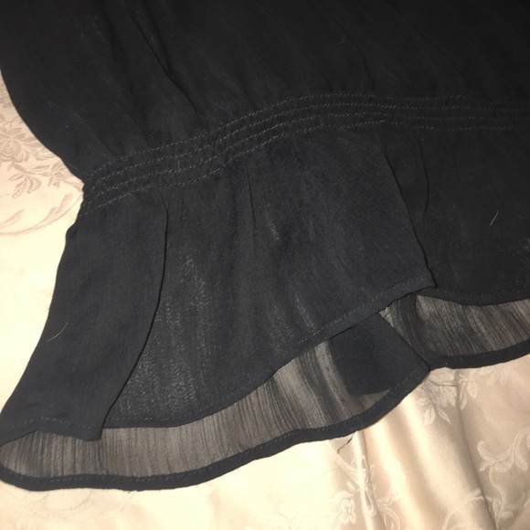 Black flowy, sheer, cinched waist top - Picture 3 of 4