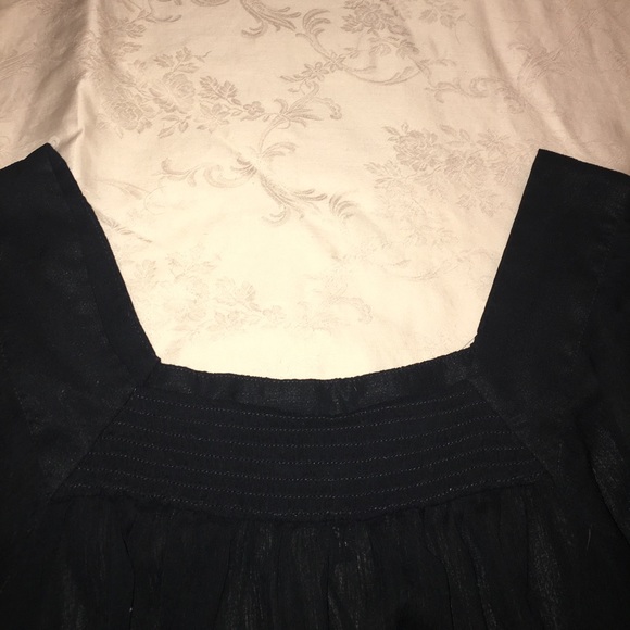 Black flowy, sheer, cinched waist top - Picture 4 of 4