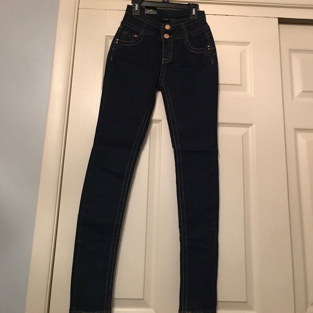 High waisted jean