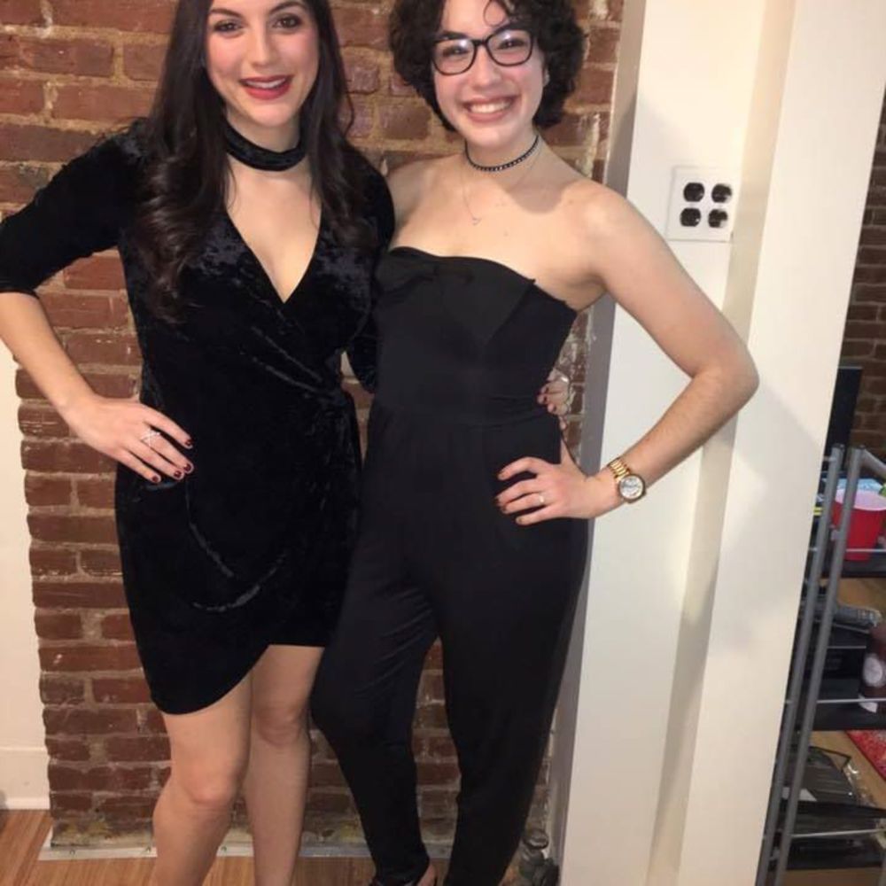 Meet your Posher, Elana