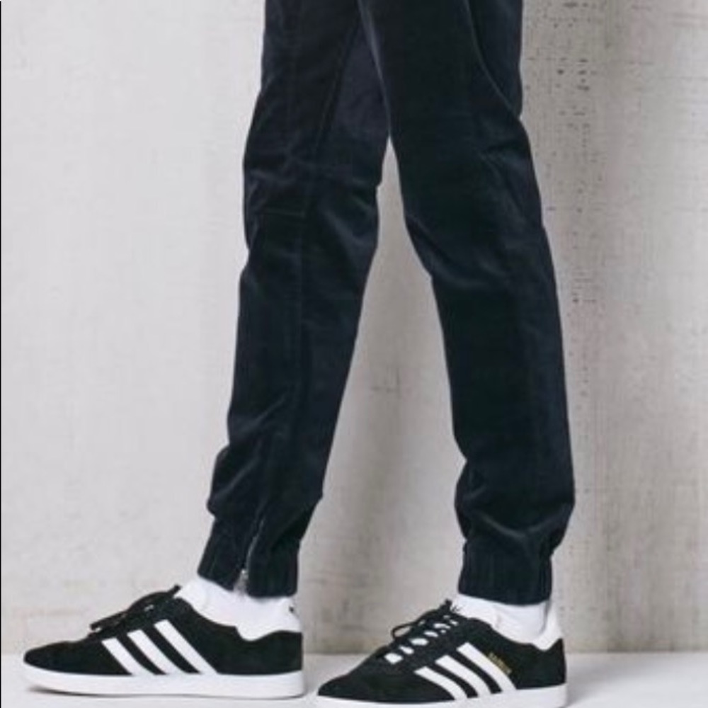 NWT PacSun Navy Velvet Jogger Pants