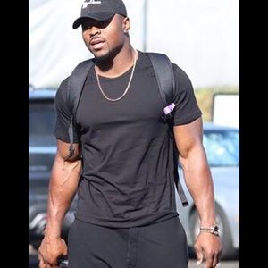 Meet your Posher, Larry