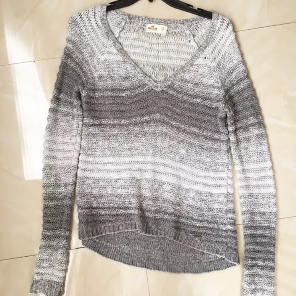 Cute hollister knit sweater