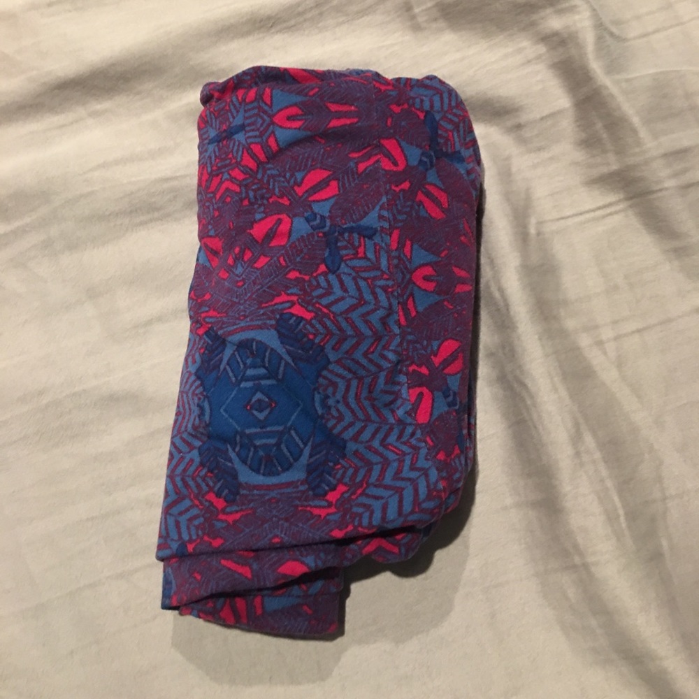 OS Lularoe leggings