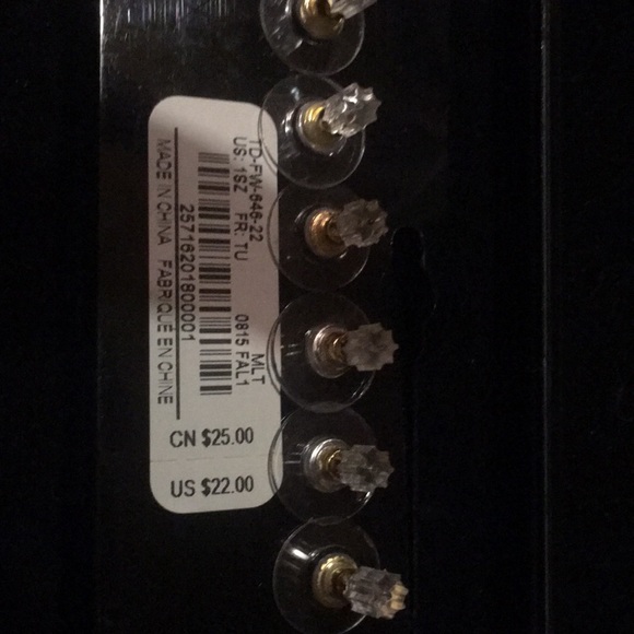 LAST ONE! Bebe trio crystal stud earrings - Picture 5 of 5