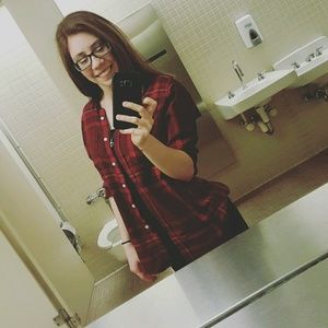 Meet your Posher, Briana