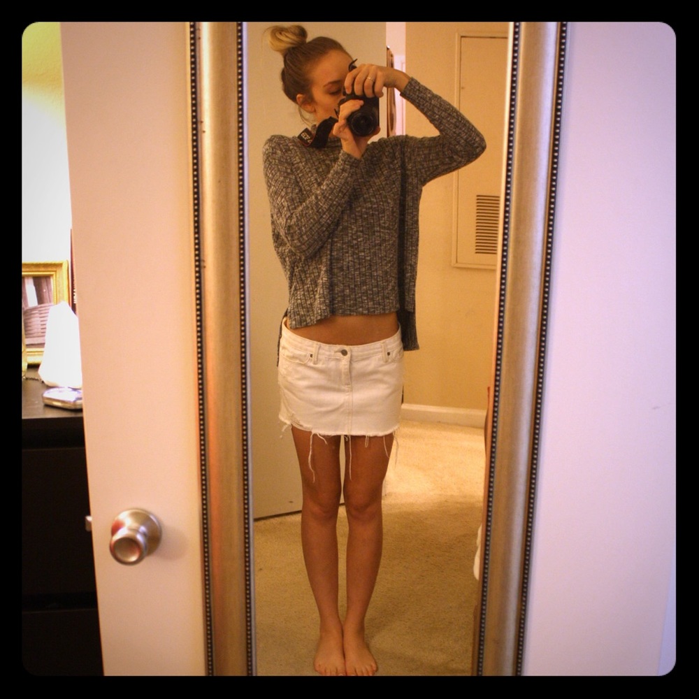 Abercrombie & Fitch // White Denim Skirt
