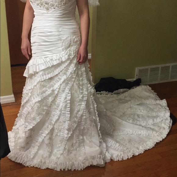 Brand New Wedding Dress