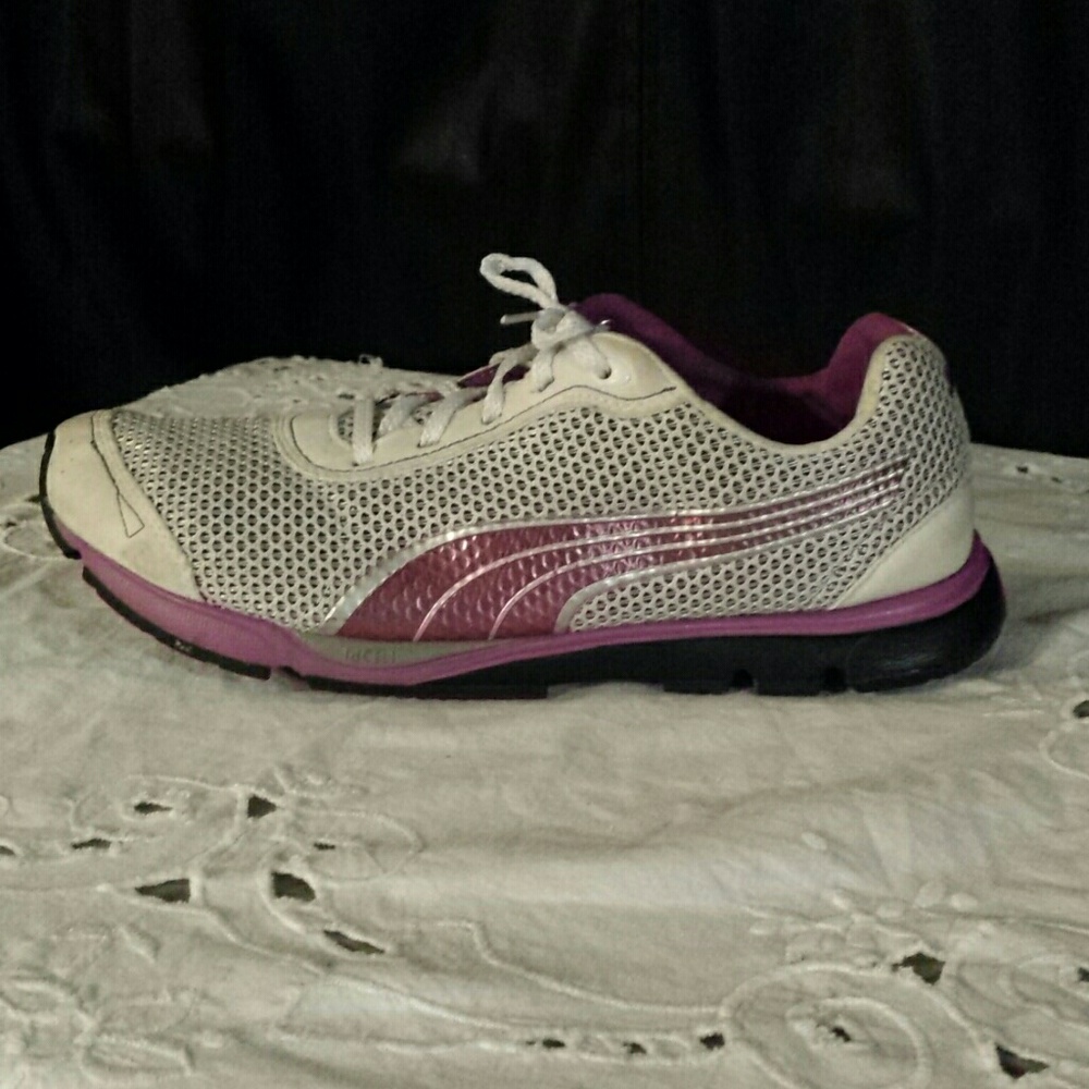 Puma Ladies Running Shoes