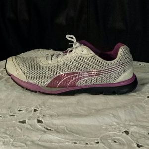 Puma Ladies Running Shoes