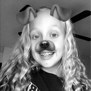 Meet your Posher, Alexis