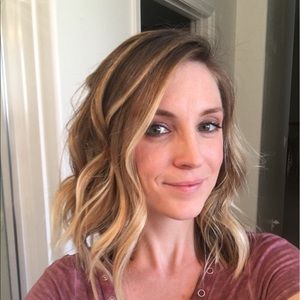 Meet your Posher, Gena