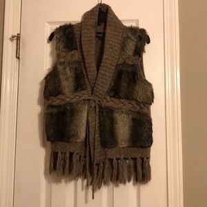 Buckle Brand - Dollhouse fur vest. Size Large