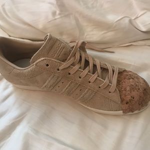 Cork tip adidas all star