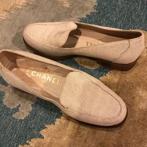 Chanel logo flats