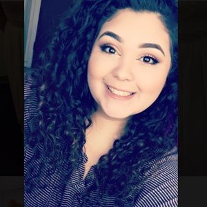 Meet your Posher, Marisol