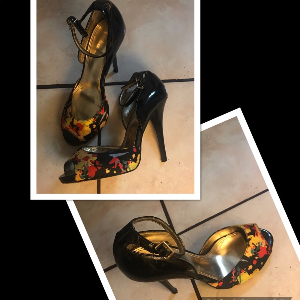 Baker's "Suzette" Multi Color Peep Toe Pumps 👠