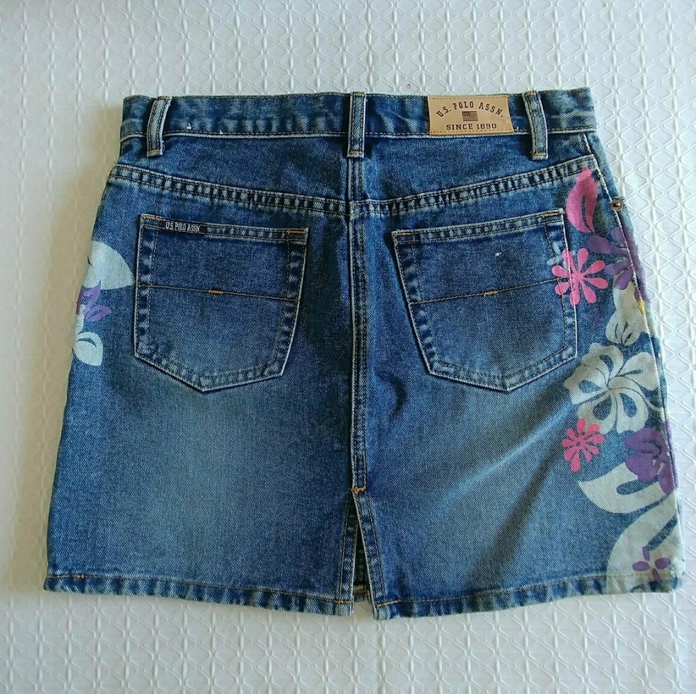 Denim Skirt with flowers